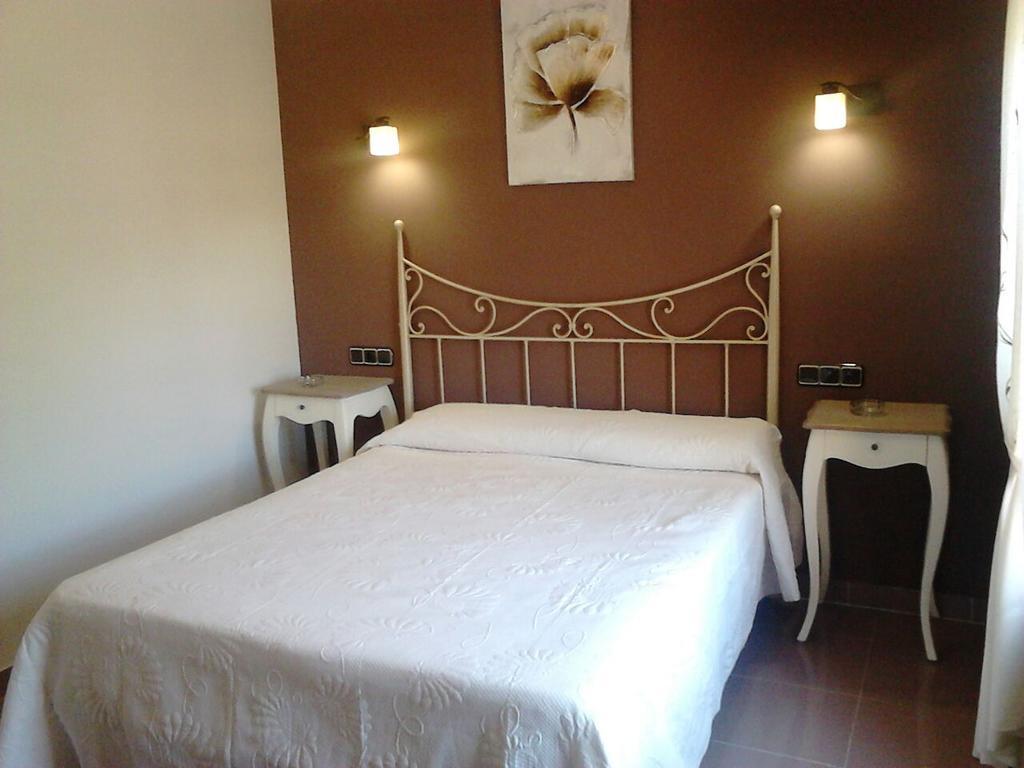 Hostal Restaurante Solaire Castanar de Ibor Room photo