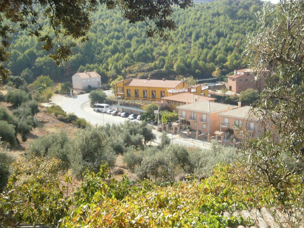 Hostal Restaurante Solaire Castanar de Ibor Exterior photo